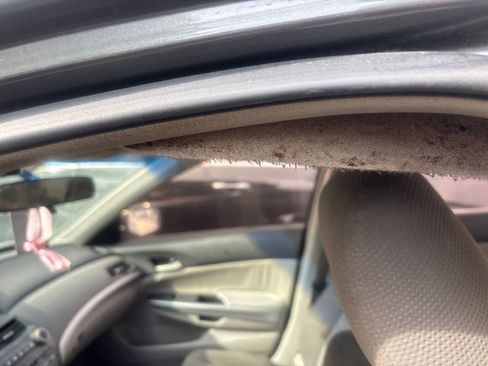 Used 2009 Honda Accord EX image 7