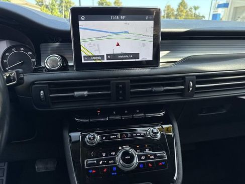Used 2020 Lincoln Corsair AWD w/ Premium Package image 25