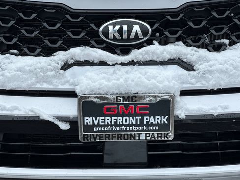 Used 2021 Kia Sorento EX image 45