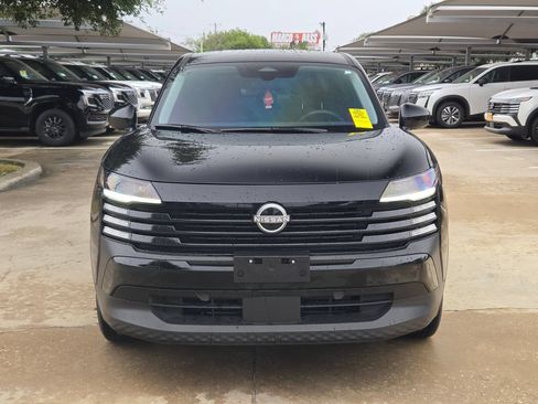 Certified 2025 Nissan Kicks SV FWD image 8