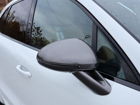 New 2026 Porsche Macan image 15