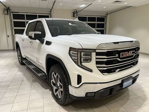 Certified 2022 GMC Sierra 1500 SLT image 7