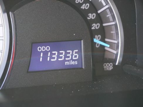 Used 2014 Toyota Camry SE image 9