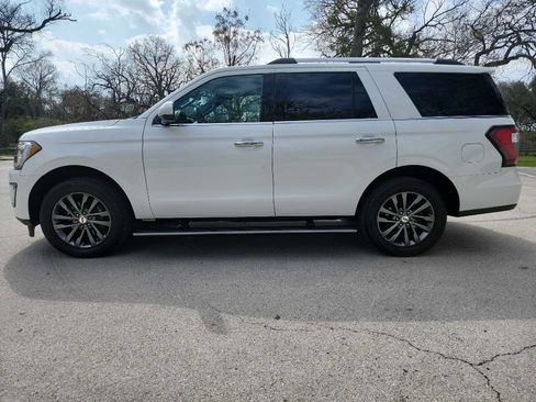 Used 2020 Ford Expedition Limited AWD/4WD image 4