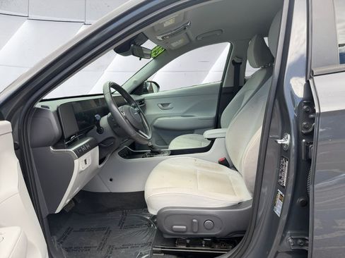 Used 2024 Hyundai Kona SEL AWD/4WD image 7
