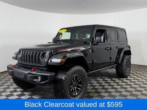 Used 2024 Jeep Wrangler Unlimited Rubicon AWD/4WD image 3