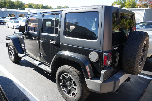 Used 2014 Jeep Wrangler Unlimited Sahara w/ Dual Top Group AWD/4WD image 15