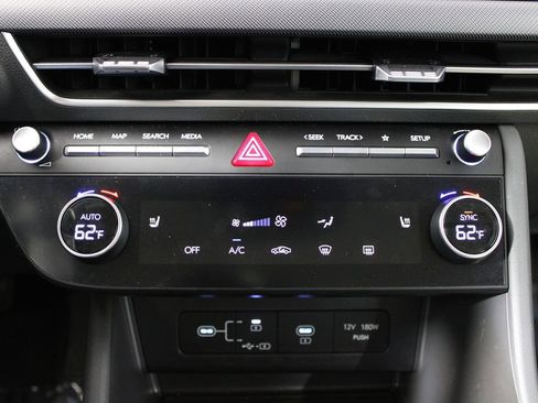 Used 2025 Hyundai Sonata SEL image 18