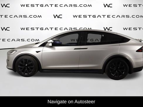 Used 2023 Tesla Model X AWD/4WD image 4