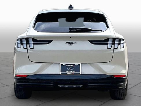 Certified 2025 Ford Mustang Mach-E Premium w/ Sport Appearance Package AWD/4WD image 4