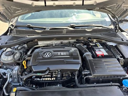 Used 2021 Volkswagen Jetta GLI Autobahn image 25