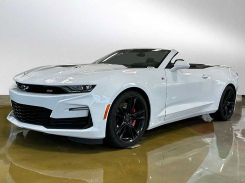 Used 2023 Chevrolet Camaro SS image 3