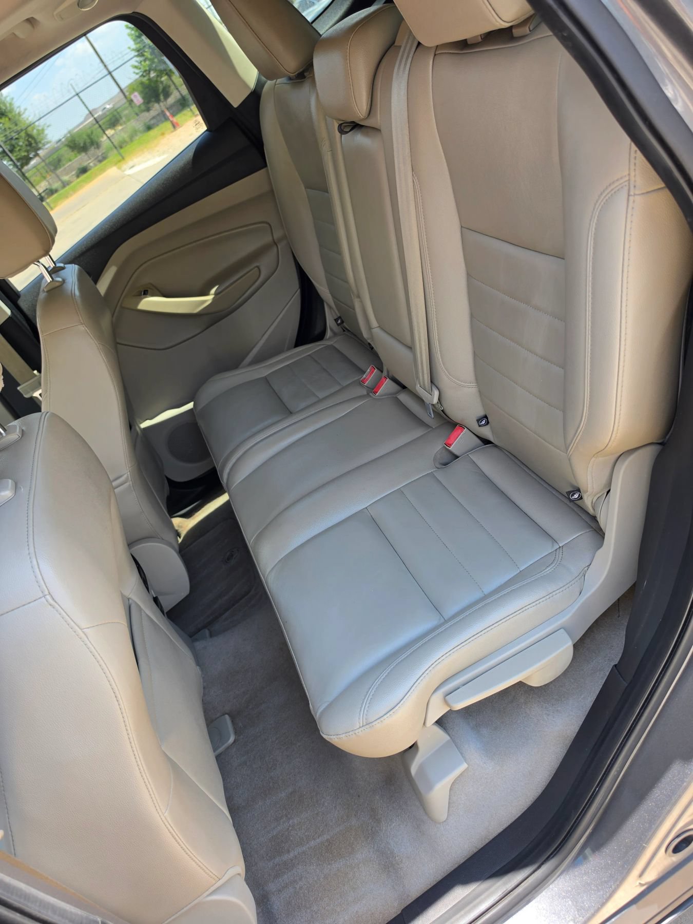 Used 2014 Ford Escape Titanium w/ Equipment Group 401A AWD/4WD image 17