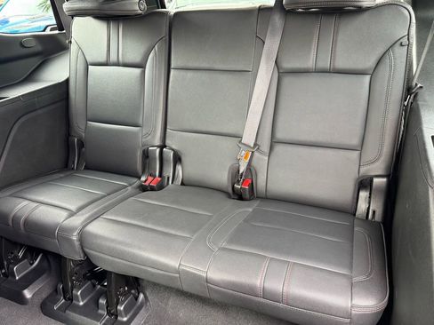 Used 2022 Chevrolet Tahoe RST w/ Luxury Package AWD/4WD image 16