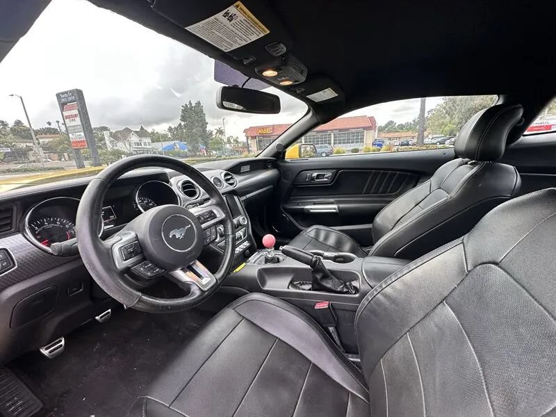 Used 2015 Ford Mustang GT RWD image 18