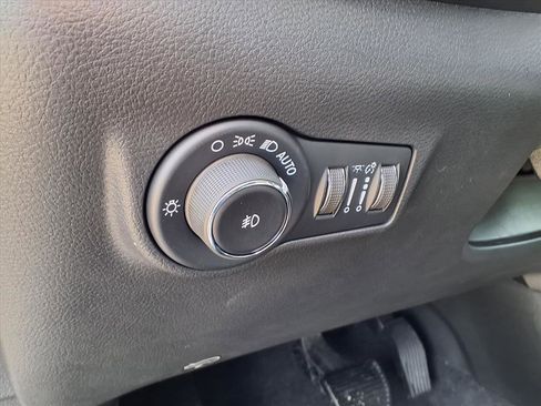 New 2026 Jeep Compass Altitude image 11