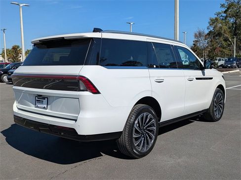 New 2025 Lincoln Navigator Black Label image 4