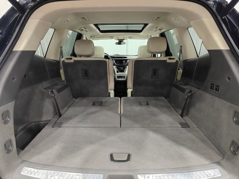 Used 2021 Cadillac XT6 Premium Luxury AWD/4WD image 16