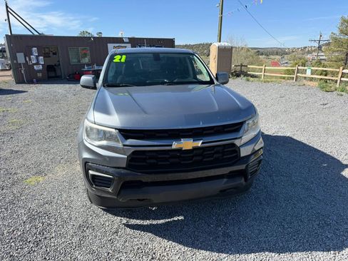 Used 2021 Chevrolet Colorado LT AWD/4WD image 4