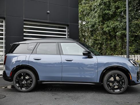 New 2026 MINI Cooper Countryman S w/ Comfort Package Max image 3