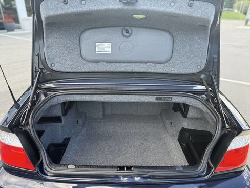 Used 2005 BMW 325Ci Convertible image 26