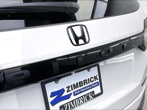 New 2026 Honda Pilot Touring image 18