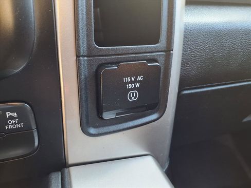 Used 2017 RAM 1500 Lone Star image 8