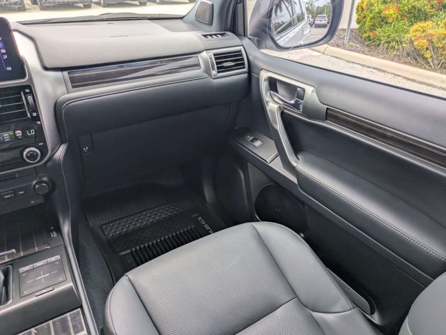 Used 2023 Lexus GX 460 Premium w/ Premium Package AWD/4WD image 17