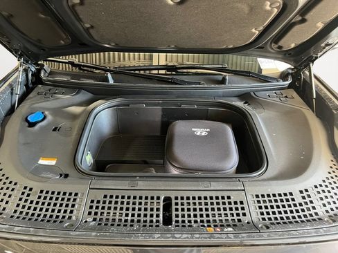 New 2026 Hyundai Ioniq 9 SEL AWD/4WD image 17