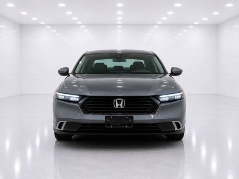 Used 2024 Honda Accord EX image 8