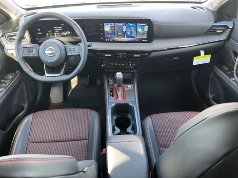 New 2026 Nissan Kicks SR w/ SR Premium Package image 19