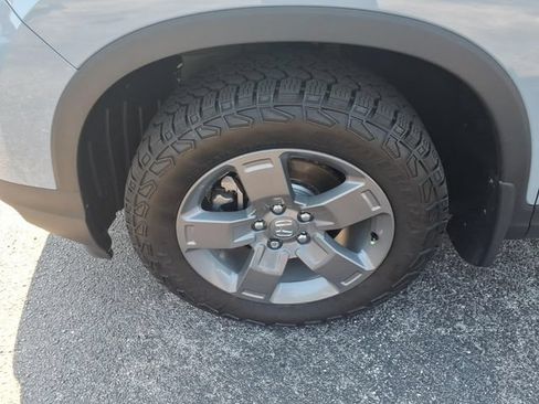 Used 2025 Honda Ridgeline TrailSport image 4