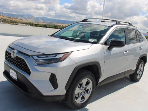 Certified 2025 Toyota RAV4 LE image 6