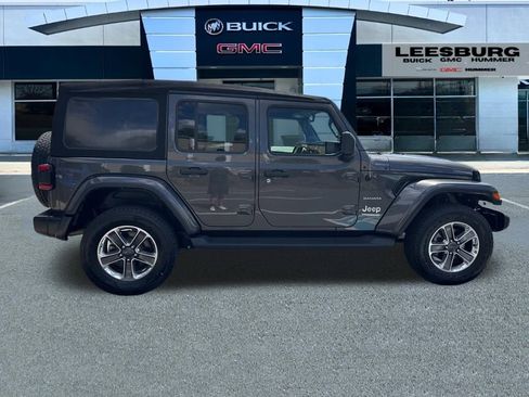 Used 2021 Jeep Wrangler Unlimited Sahara image 8