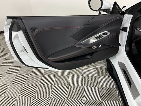 Used 2024 Chevrolet Corvette Z06 image 16