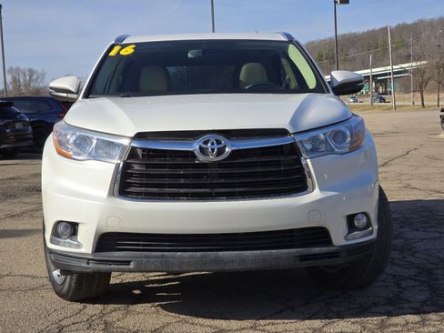 Used 2016 Toyota Highlander Limited image 11