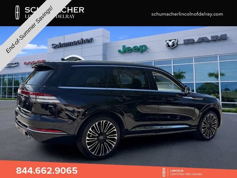 Used 2022 Lincoln Aviator Black Label w/ Class IV Trailer Tow Package AWD/4WD image 7