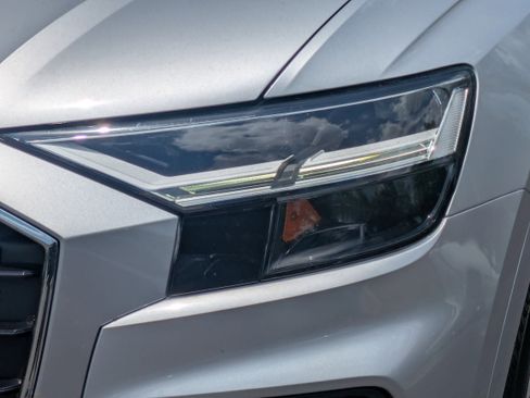 Used 2022 Audi Q8 Premium Plus AWD/4WD image 9
