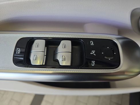 New 2026 Mercedes-Benz GLC 300 image 30