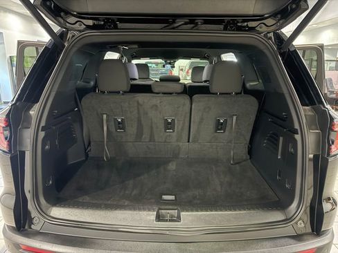 Certified 2025 GMC Acadia Elevation image 15