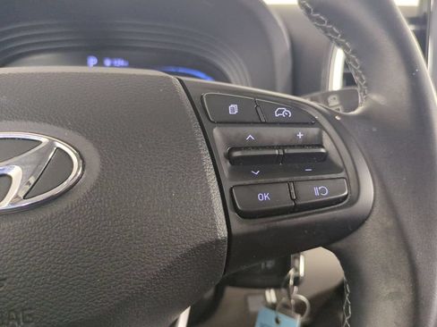 Used 2023 Hyundai Venue SEL FWD image 31