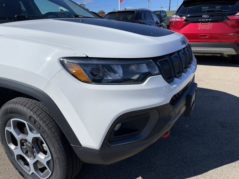 Used 2022 Jeep Compass Trailhawk w/ Trailhawk Convenience Group image 24