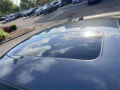 Used 2023 Honda Accord Touring image 38