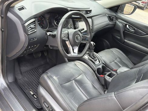 Used 2019 Nissan Rogue SL AWD/4WD image 12