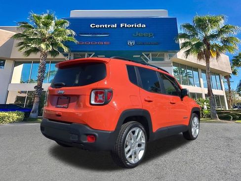 Used 2021 Jeep Renegade Latitude image 5