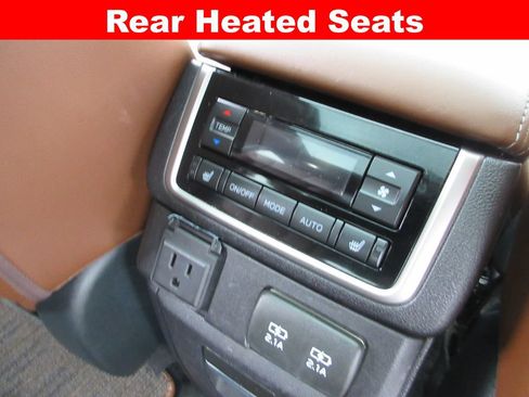 Used 2019 Subaru Ascent Touring w/ Popular Package #2A AWD/4WD image 25