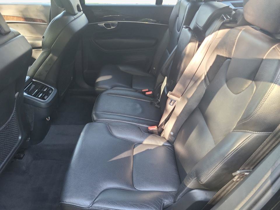 Used 2019 Volvo XC90 T6 Momentum w/ Advanced Package AWD/4WD image 13