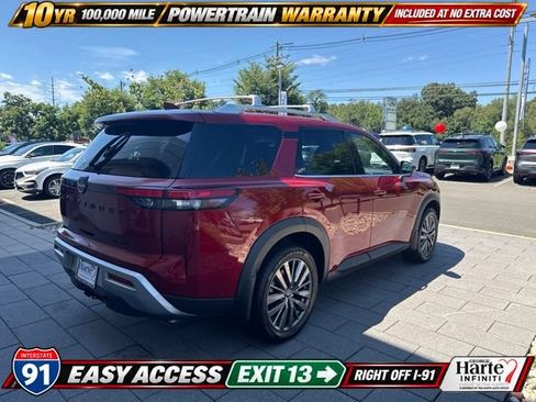 Used 2023 Nissan Pathfinder SL w/ SL Premium Package AWD/4WD image 8