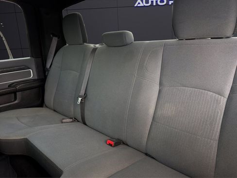 Used 2021 RAM 2500 Big Horn AWD/4WD image 18