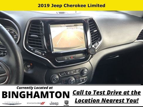 Used 2019 Jeep Cherokee Limited w/ Trailer Tow Group image 19